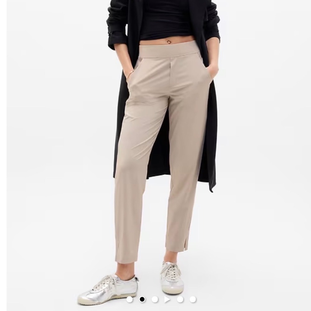 Athleta Brooklyn Mid Rise Ankle Pants Tan Beige Tapered Size 6